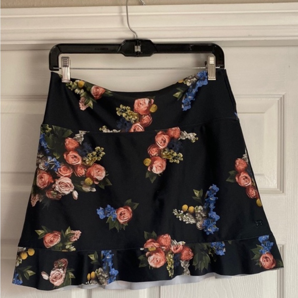 Albion Black Floral swim Skirt skort xs